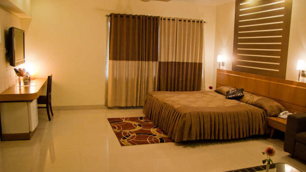 Vishwaratna Hotel Guwahati Dış mekan fotoğraf