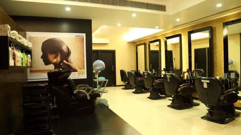 Vishwaratna Hotel Guwahati Dış mekan fotoğraf