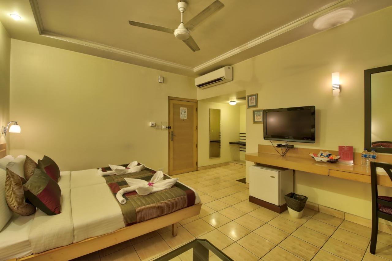 Vishwaratna Hotel Guwahati Dış mekan fotoğraf